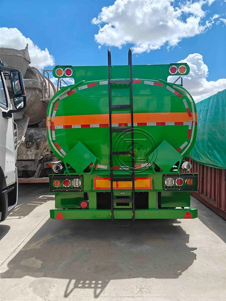 Three-axle Green Carbon Steel Tank Trailer